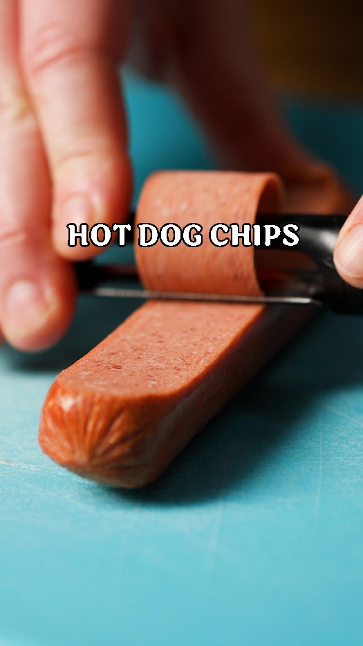 Hot dog chips