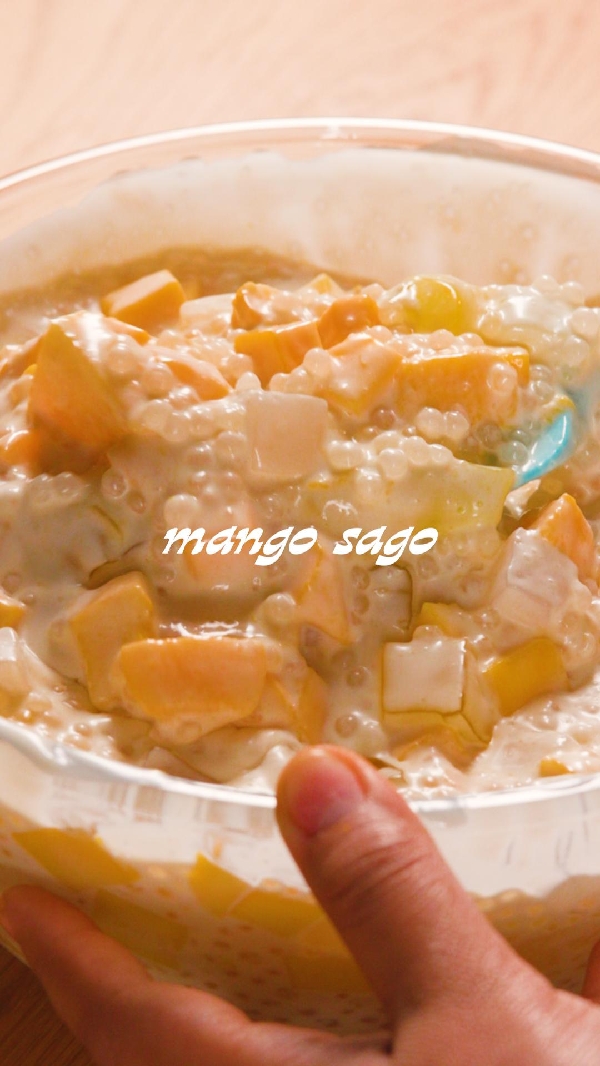 Peach mango sago
