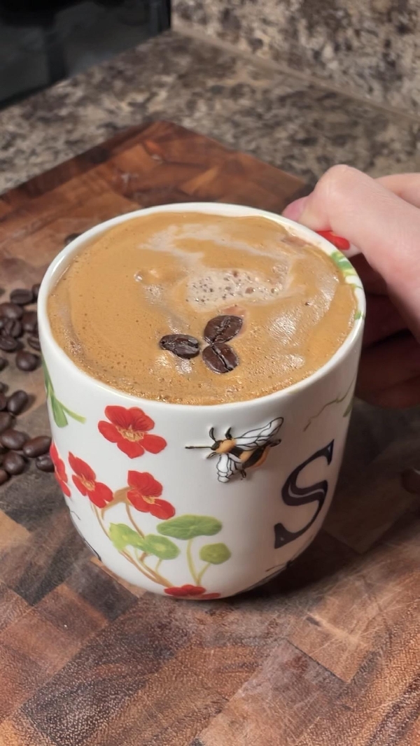 Fluffy nutella coffee