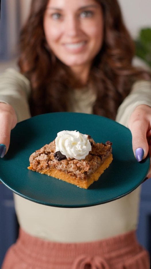 Pumpkin dump cake