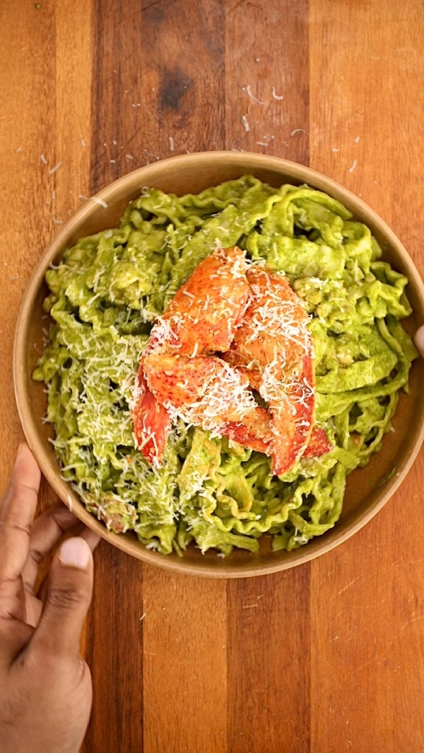 Lobster pesto pasta