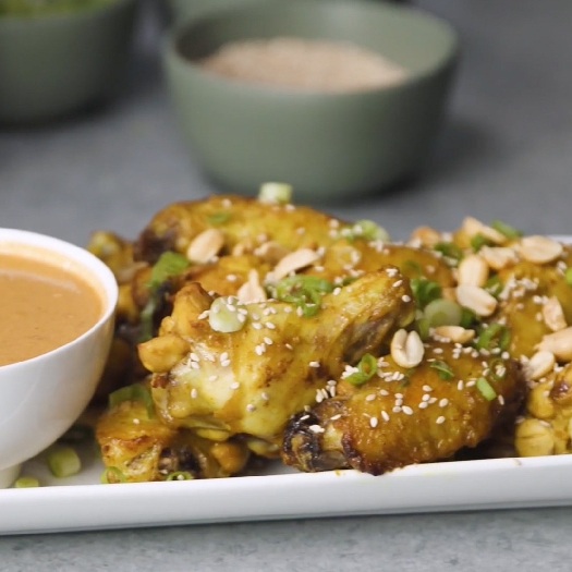 Chicken satay wings with chili peanut sauce