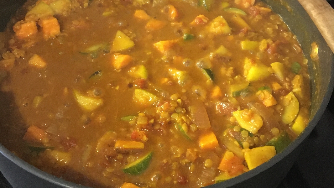 Sweet potato lentil curry