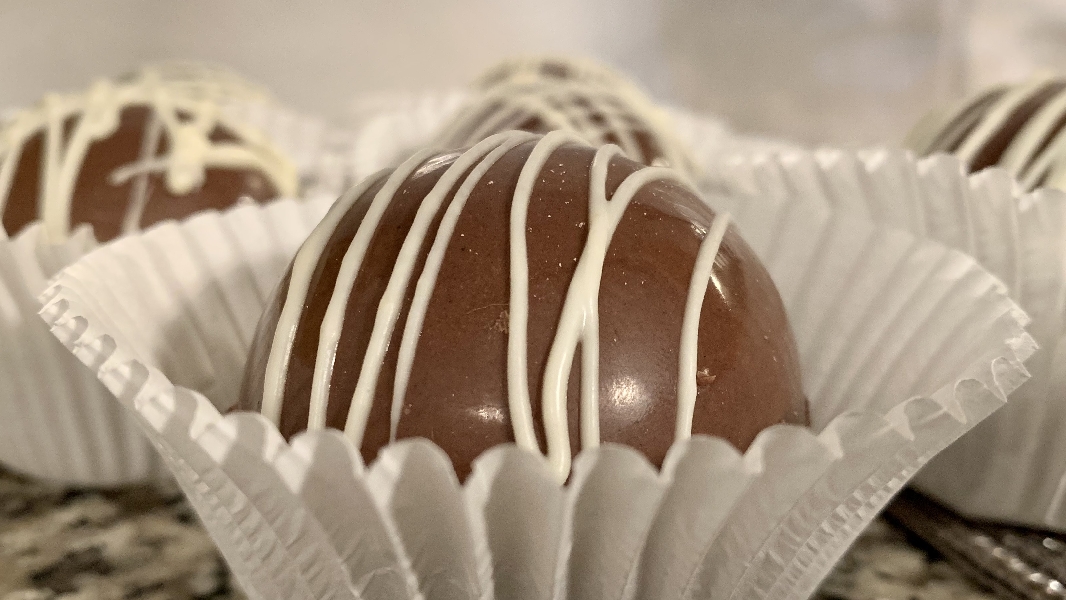 Hot chocolate bombs