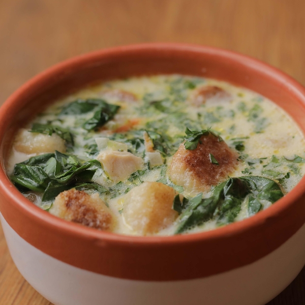 Chicken & cauliflower gnocchi soup