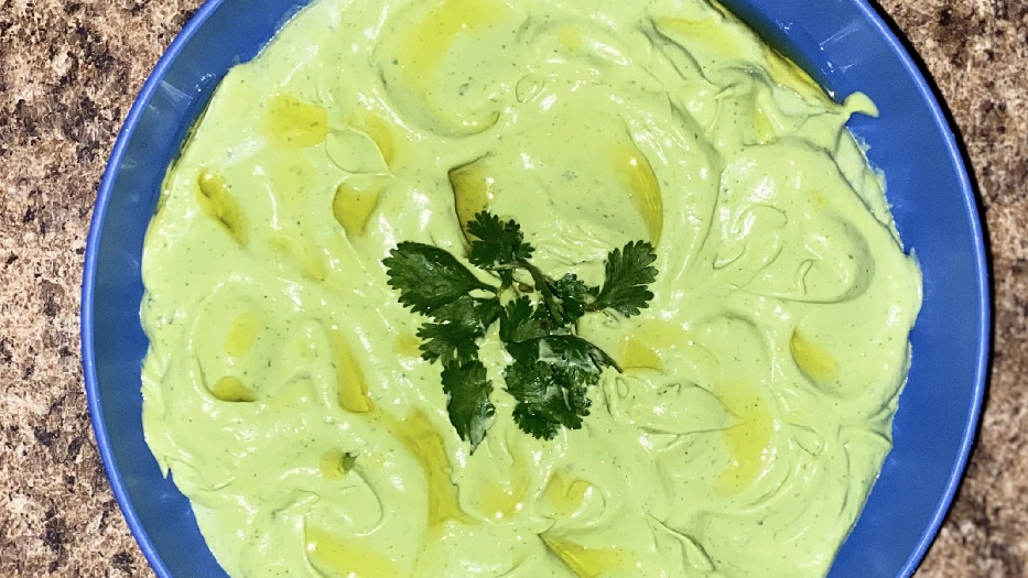 Avocado crema dip