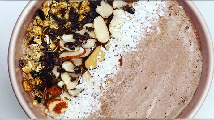 Chunky monkey smoothie bowls