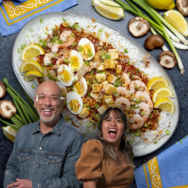 Pancit palabok as made by jo koy and janna