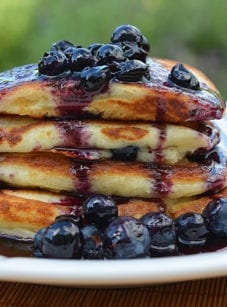 Blueberry maple syrup