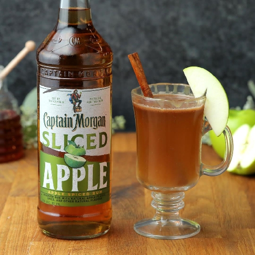 Hot caramel apple buttered rum