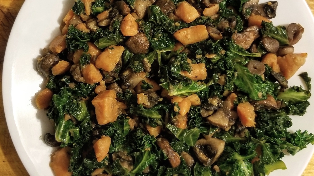 Mushroom & kale stew