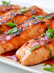 Broiled salmon with thai sweet chili glaze