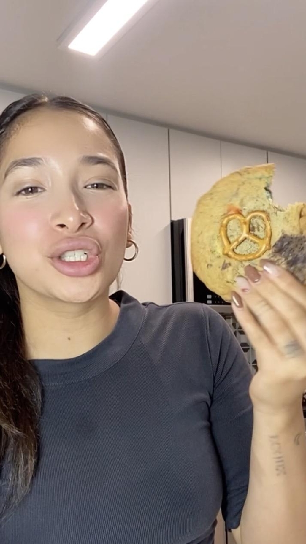 Game-day chocolate chip cookies