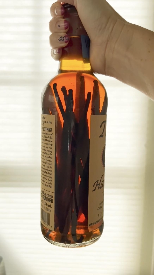 Homemade vanilla extract