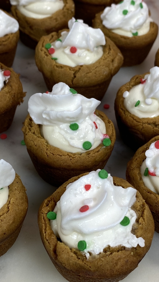 Mini gingerbread cheesecake bites
