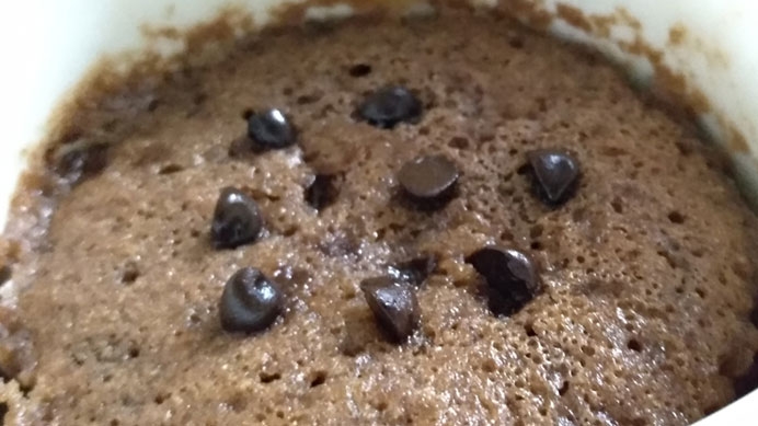 Chocolate chip mug cake
