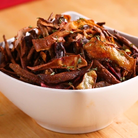 Vegetable peel chips