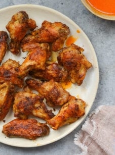 Crispy baked chicken wings