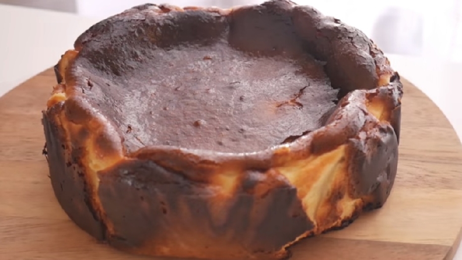 Basque cheesecake