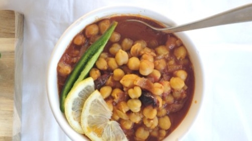 Masala chole (authentic indian chickpea gravy)