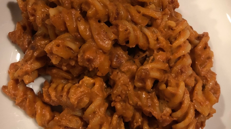 Fusilli with vegan vodka sauce