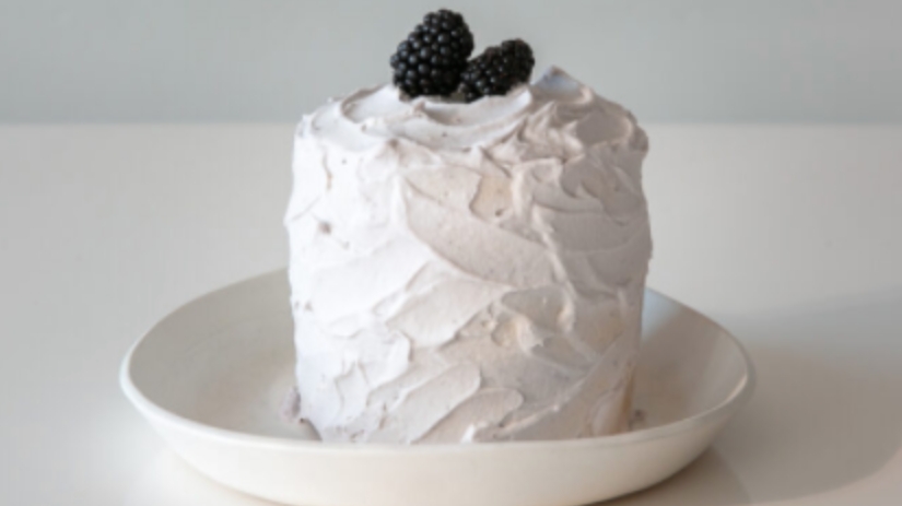 Blackberry parsnip smash cake