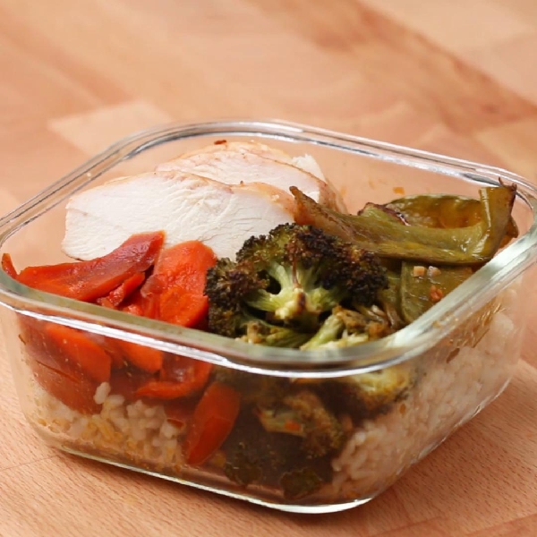 One-pan chicken and veggie meal prep 2 ways