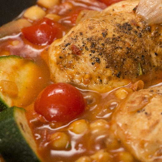 One-pan moroccan chicken