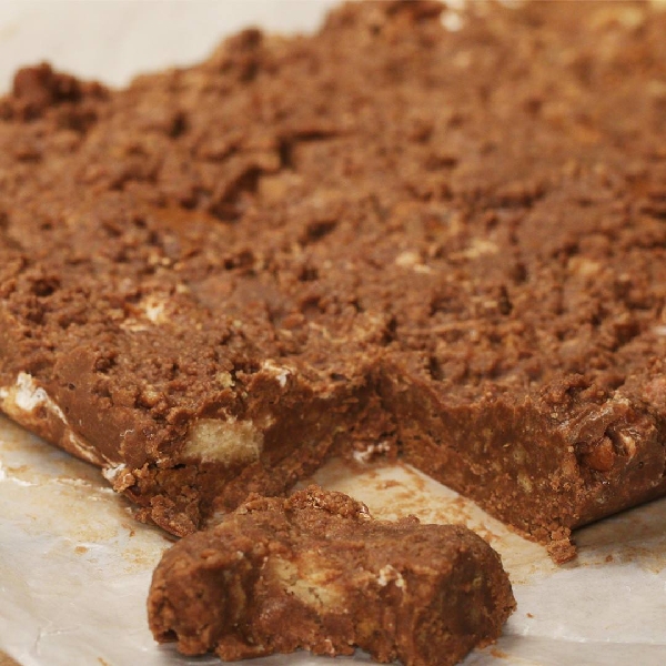 Tunnock's rocky road