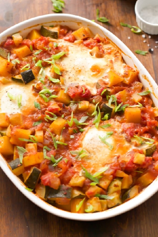 Baked eggs with veggies